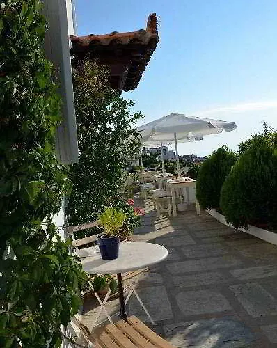 アパートホテル Thea By Kottas *